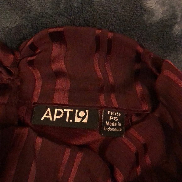 Maroon Blouse with ruffle - Picture 3 of 4